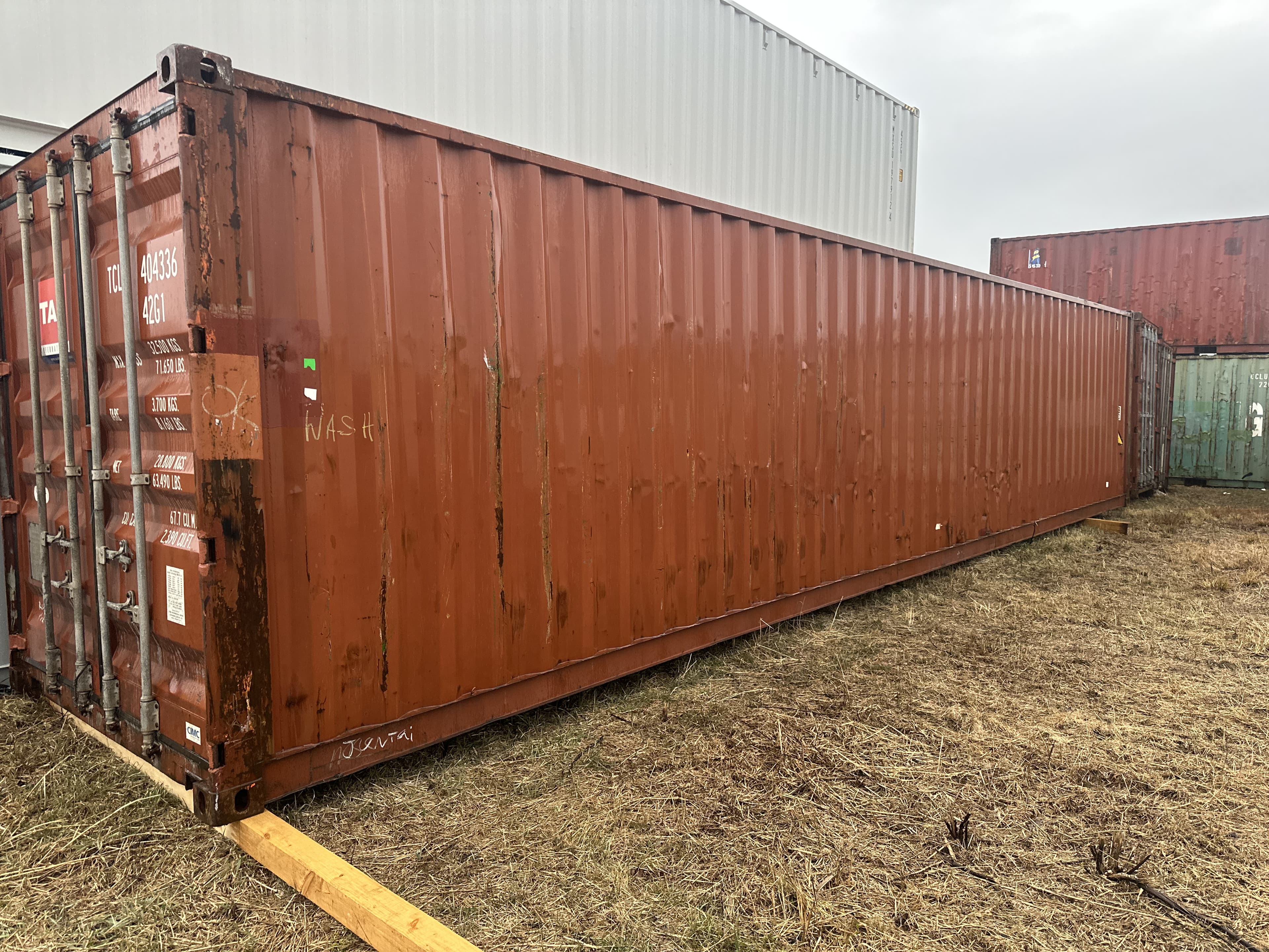 40' Standard — Wind & Watertight (WWT)